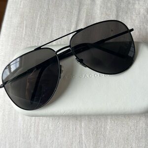 Marc Jacob Aviator sunglasses used polarized style marc 60/s